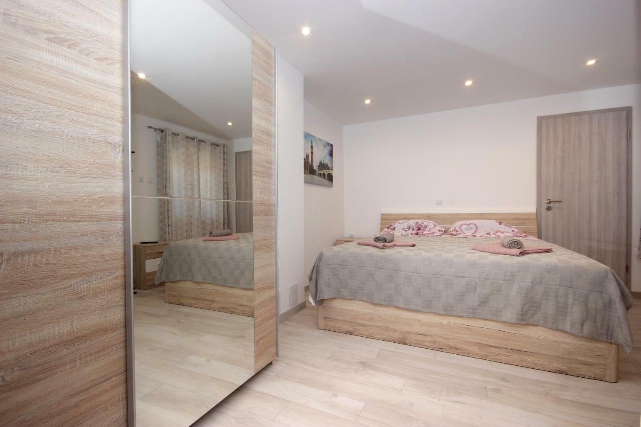 Apartment Alet Пула Экстерьер фото